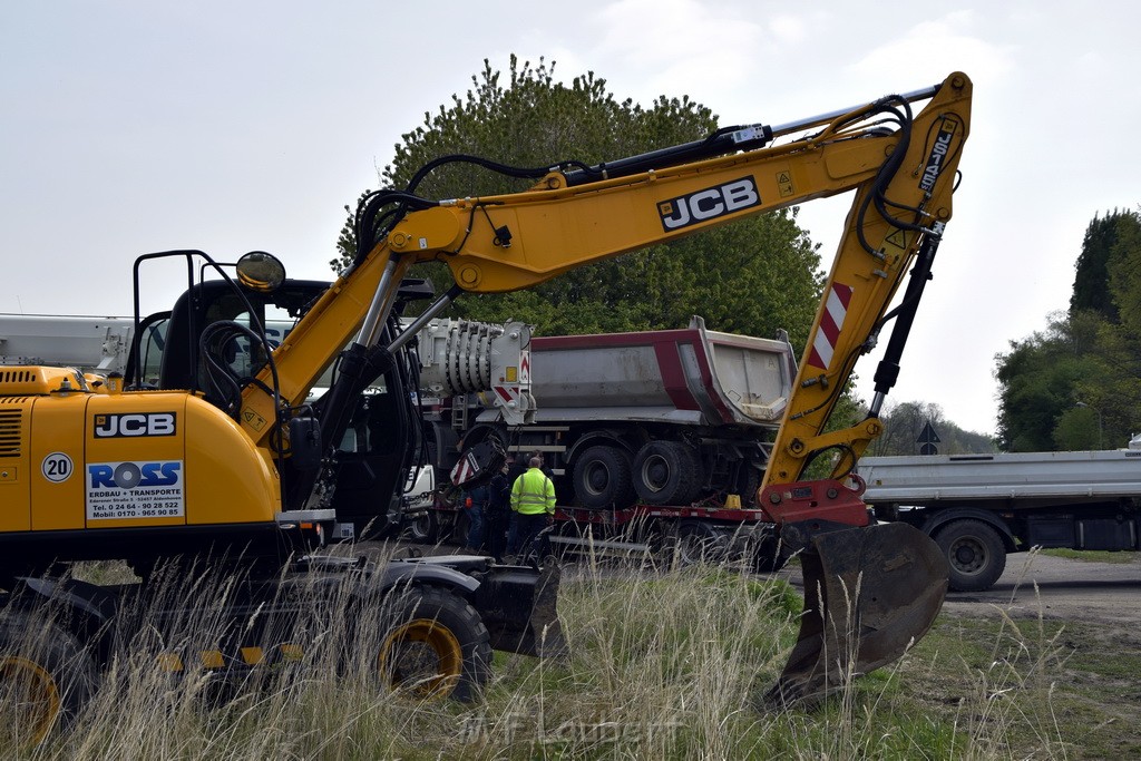 Schwerer VU LKW Zug Bergheim Kenten Koelnerstr P599.JPG - Miklos Laubert